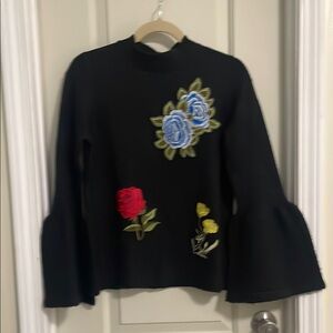 Artisan Crafted Black Sweater with Floral Embroidery XS